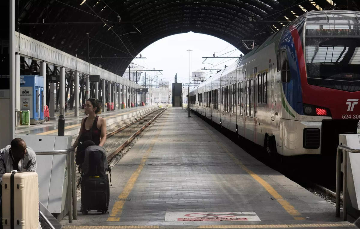 Italy Rail Strike Strands Commuters Tourists In Sweltering Weather At