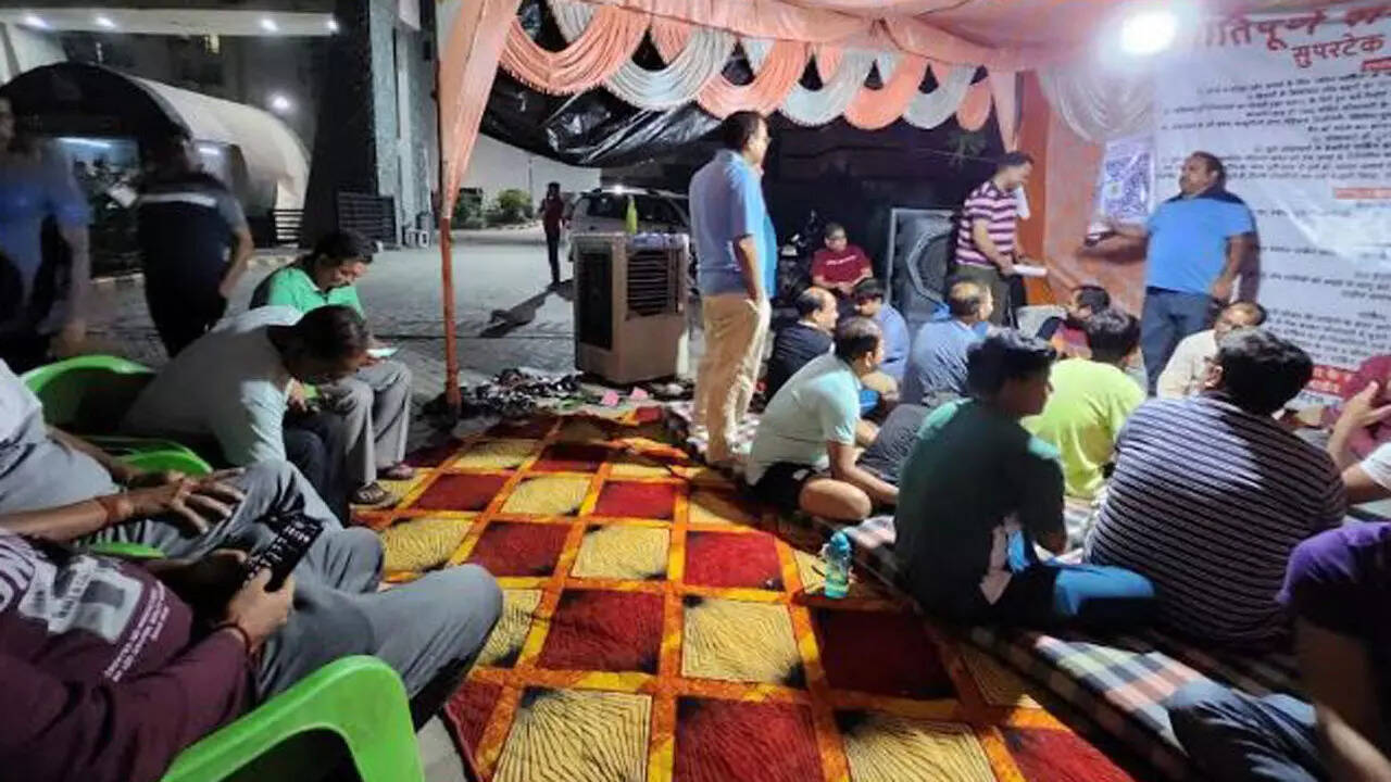 

<p>File Photo</p>
<p>“><figcaption class=