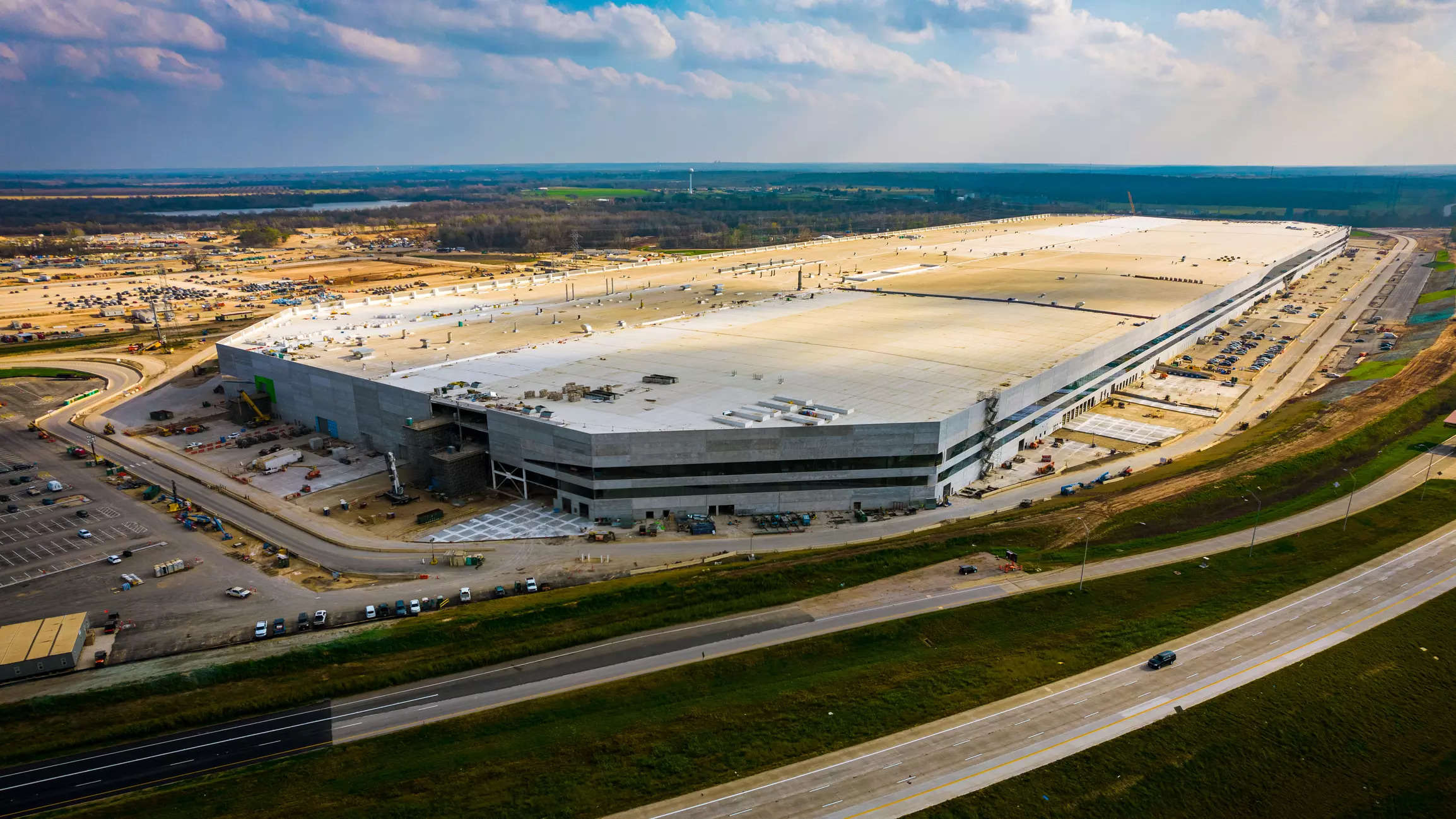 <p>Gigafactory is a term popularised by Tesla CEO Elon Musk and refers to plants producing batteries on a large scale.</p>