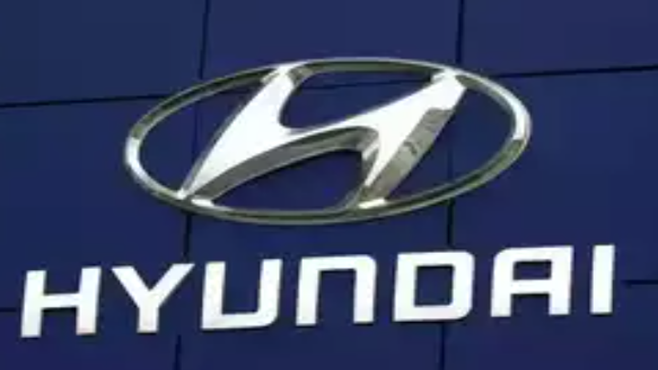

<p>Hyundai, es una multinacional surcoreana fabricante de automóviles.</p>
<p>“/><figcaption class=