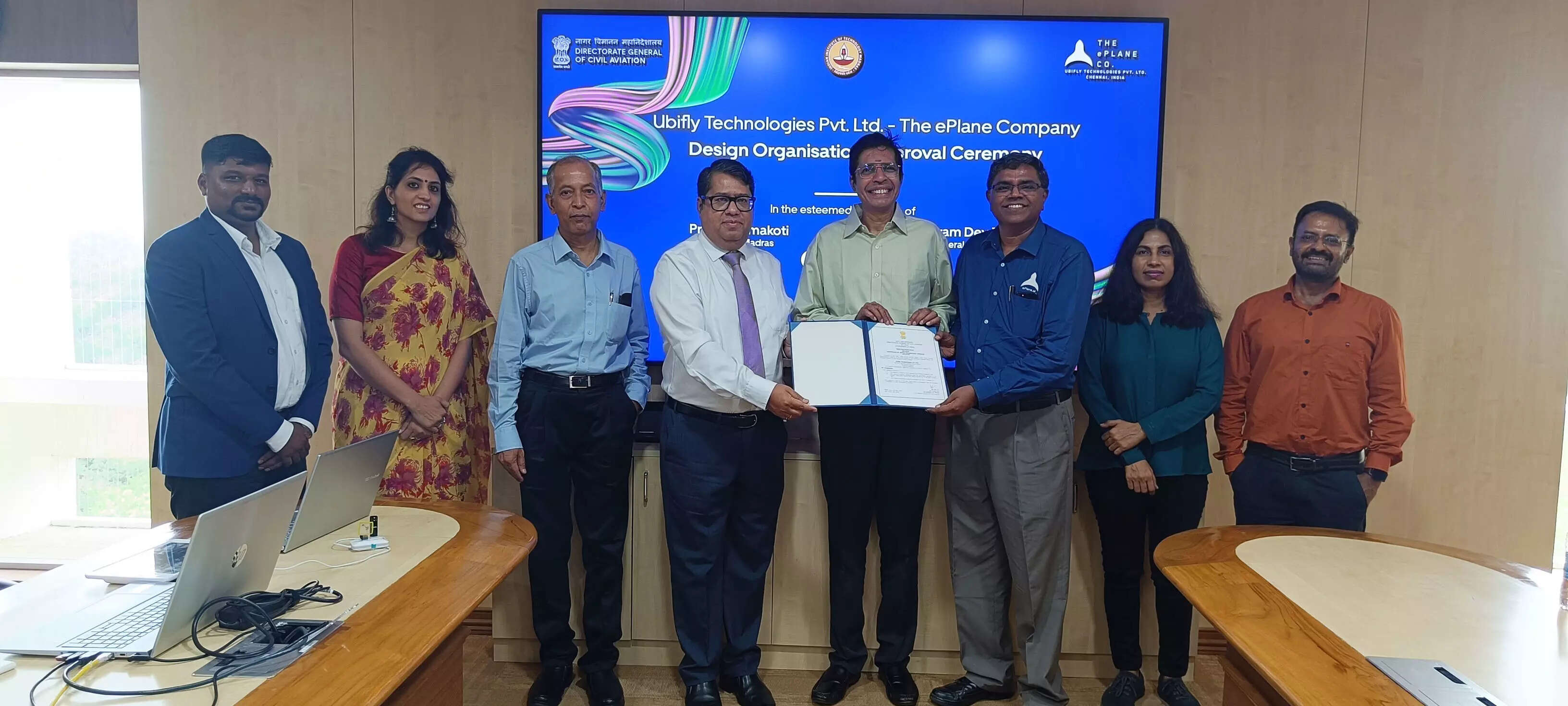 <p>(Left to right) Mr. Bhuvanesh Kannan, Chief of Independent System Monitoring, The ePlane Company, Ms. Divya Manchanda, Chief of Airworthiness, The ePlane Company, Shri Indranil Chakraborthy, Deputy Dire</p>