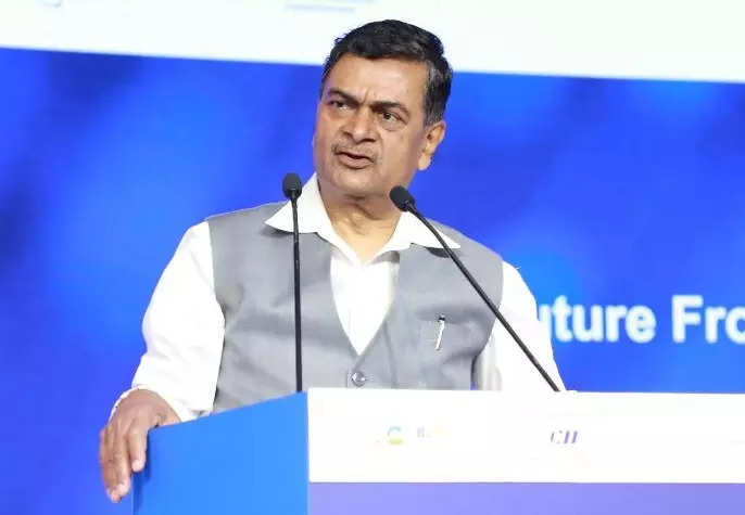 <p>Union Minister for Power and New and Renewable Energy RK Singh addresses a plenary session at the CII annual session in New Delhi on Thursday.</p>