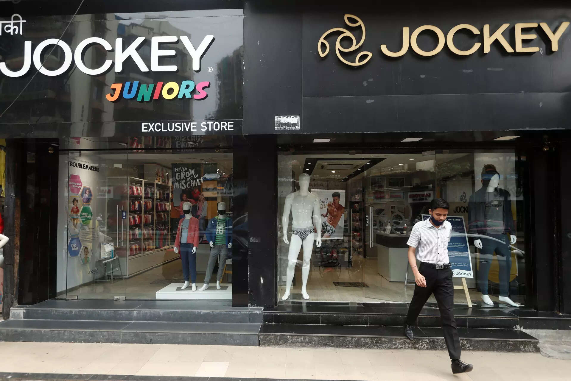 Jockey India licensee's Q4 profit slumps on weak demand, Retail News, ET  Retail