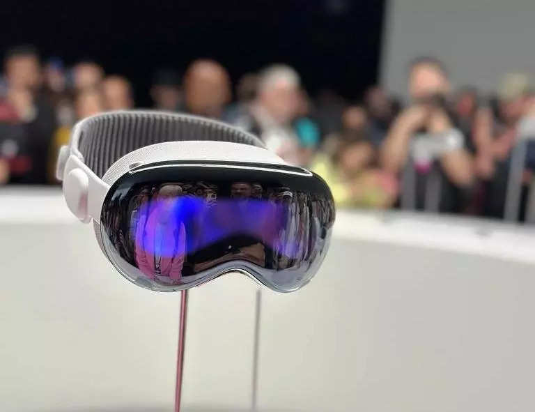 What Apple's Vision Pro Headset Tells Us About The Future of the