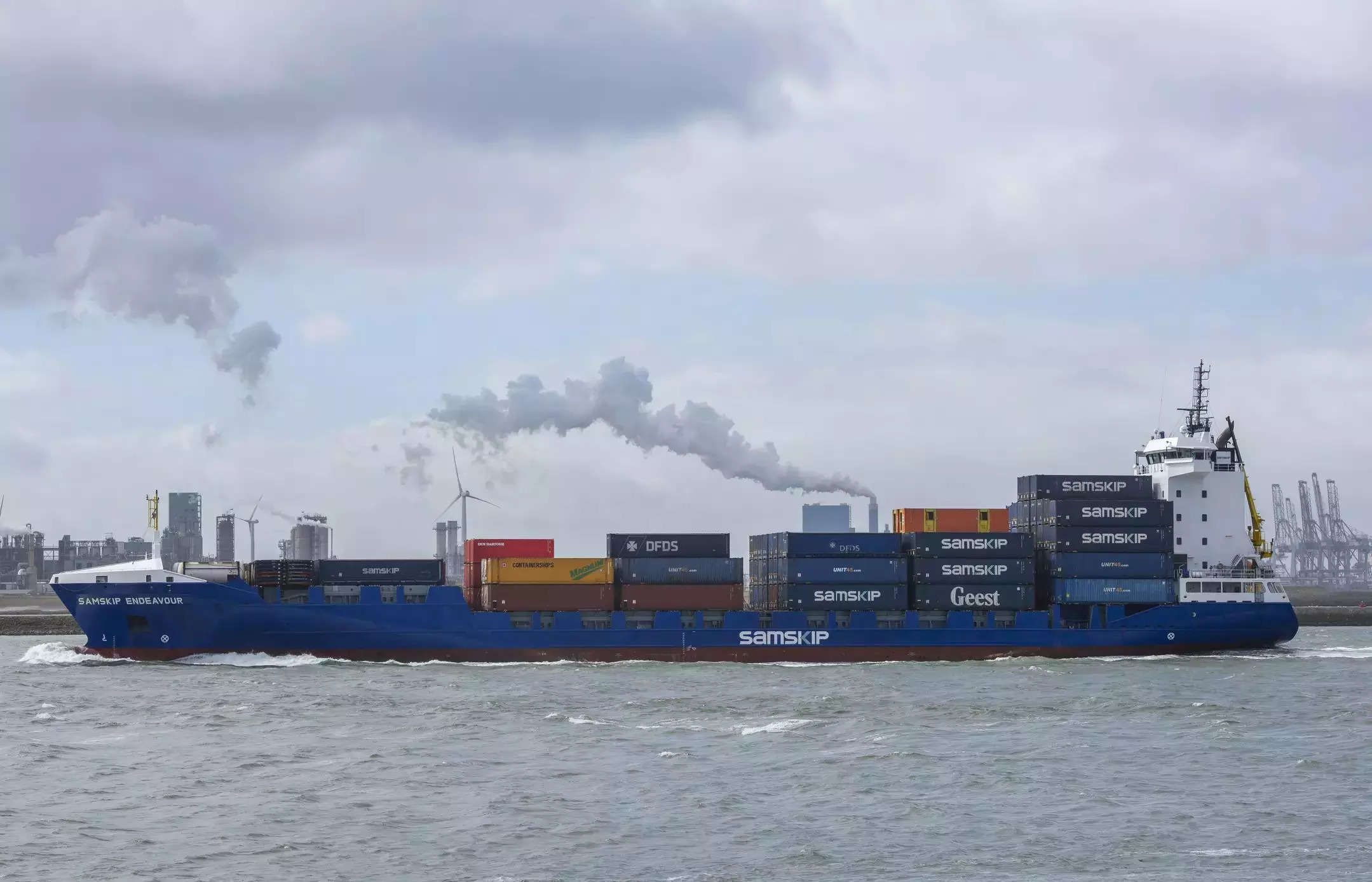 Carbon tax for ships is supported by 22 countries at Paris Summit, ET Infra