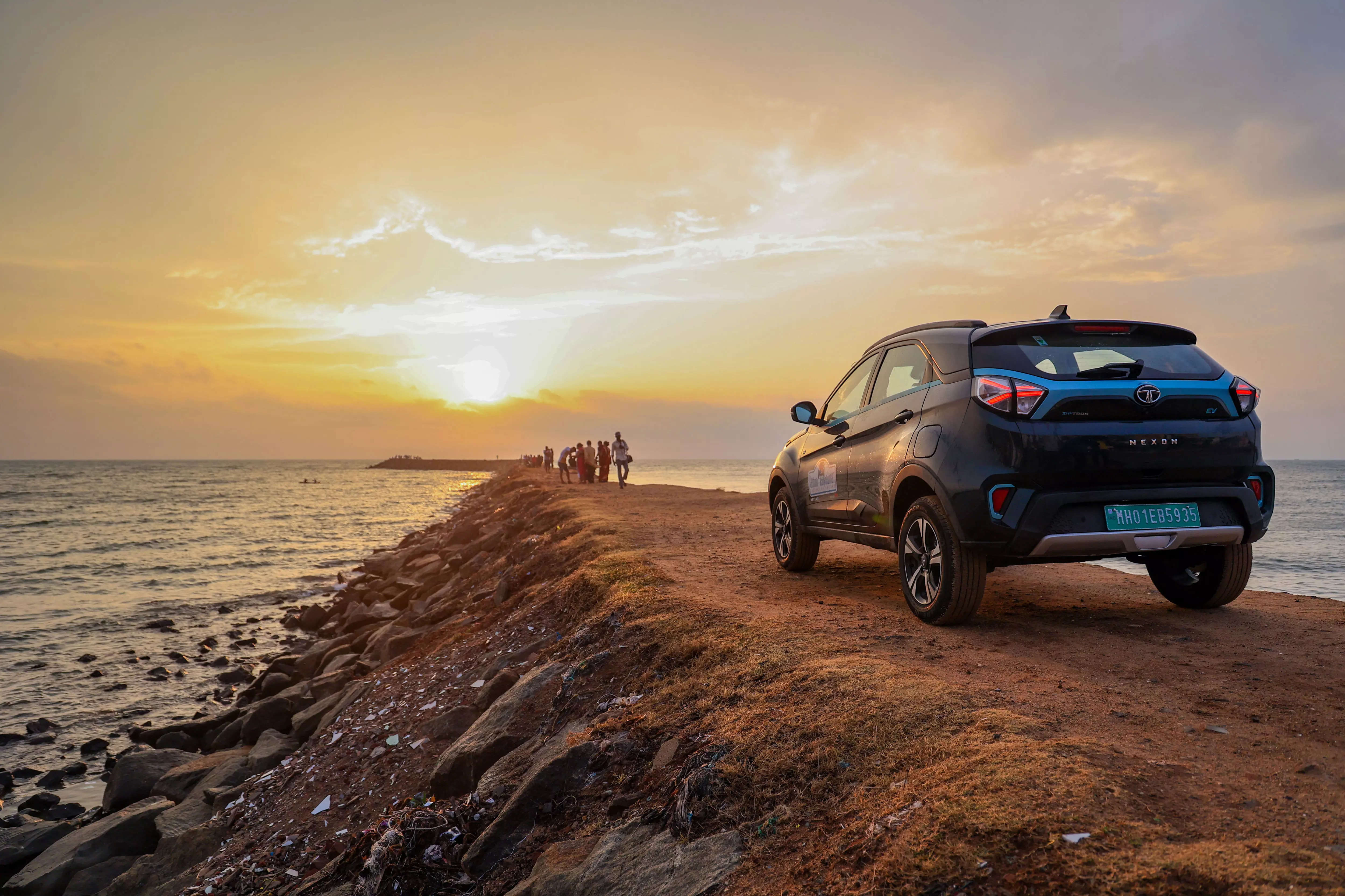 Tata nexon online ziptron