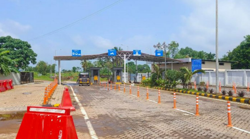 <p>The MIA spokesperson said that the ANPR system read the number plates of vehicles entering the airport through any of the four lanes at the entry booths.</p>
