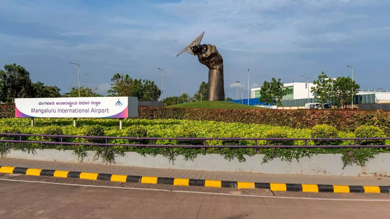 <p>File photo of Mangaluru International Airport</p>