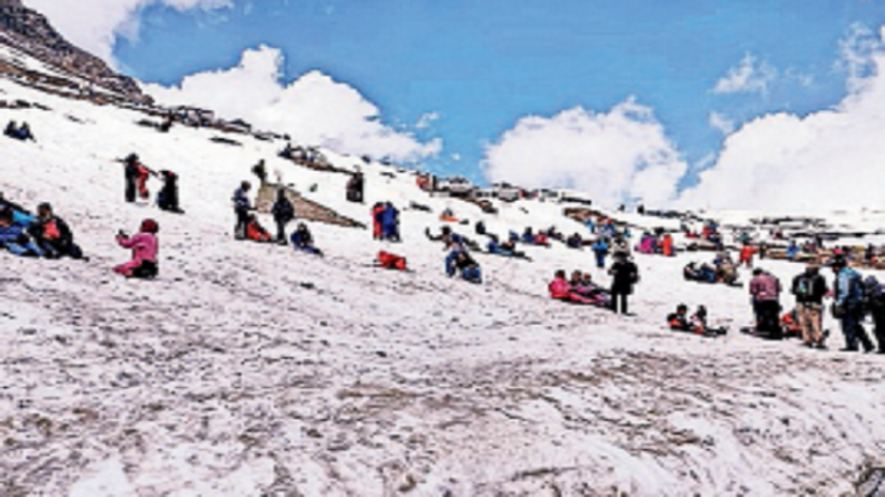 <p>The state government has set an ambitious target of welcoming five crore tourists annually, he added.</p>
