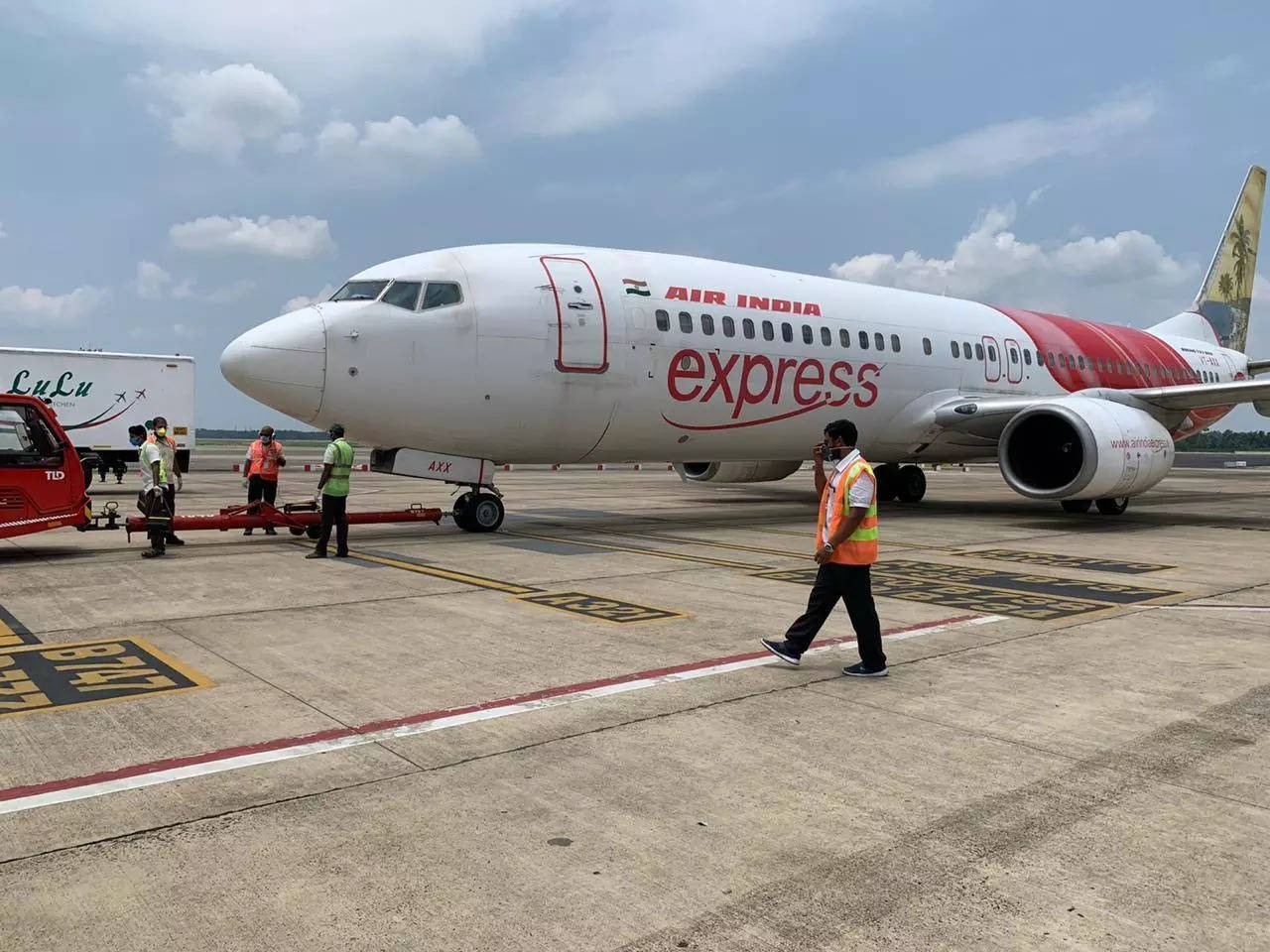 <p>New Delhi, July 27 (IANS) The Directorate General of Civil Aviation (DGCA) on Thursday gave its go ahead to the Tata Group's initiative to merge the budget airline AIX Connect (previously known as AirAsia India) with Air India Express, a senior DGCA official confirmed to IANS.</p>
