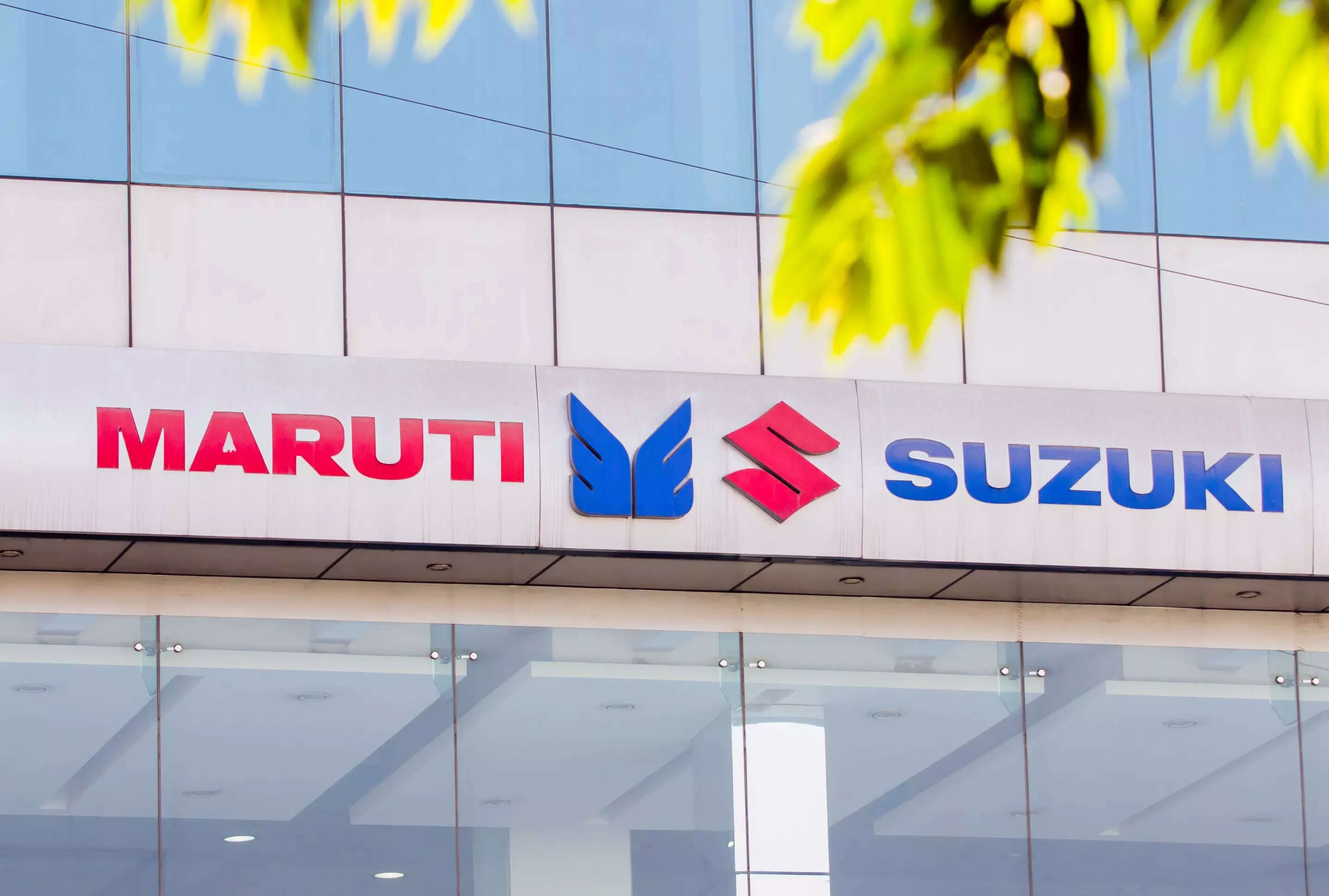 <p>Maruti Suzuki sold a total of 498,030 vehicles during the quarter, an increase 6.4% compared to the same period previous year.</p>