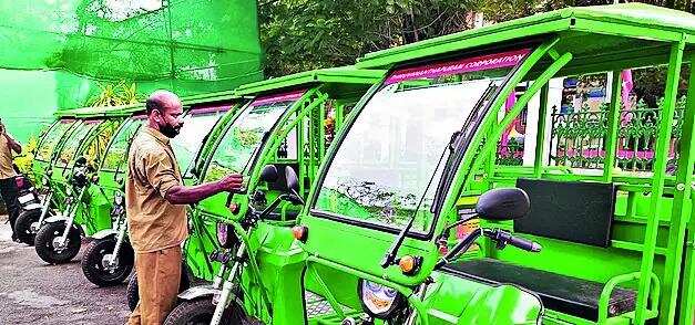 <p> E-carts will be used to collect waste from primary collection centres. Then, the waste collected by a few e-carts will be shifted to a tipper autorickshaw. </p>