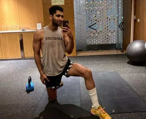 <p>Zomato's chief fitness officer Anmol Gupta regularly shares his workout regime on his Instagram handle (insta: endurewithanmol)</p>