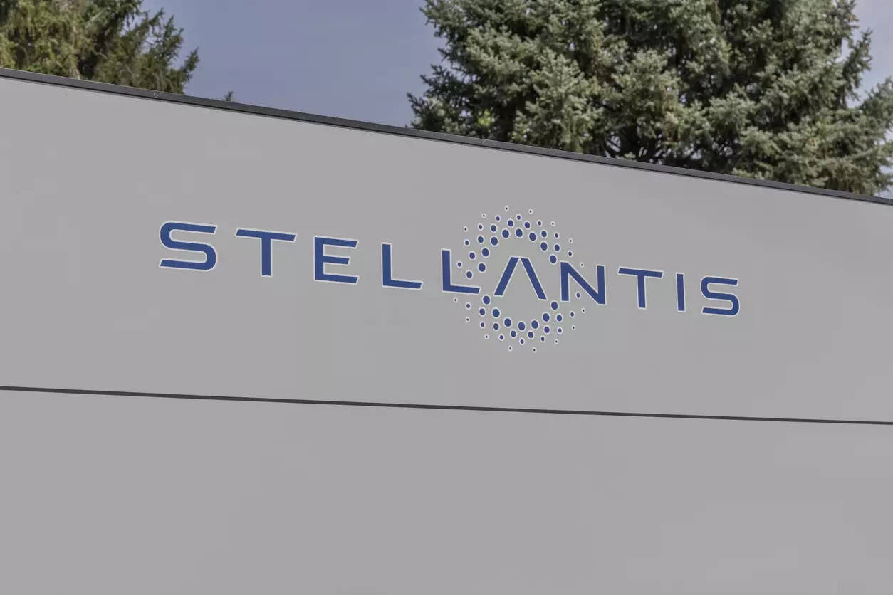 <p>Fiat Chrysler, which merged with France's PSA in early 2021 to create Stellantis, last produced over one million vehicles in Italy back in 2017.</p>