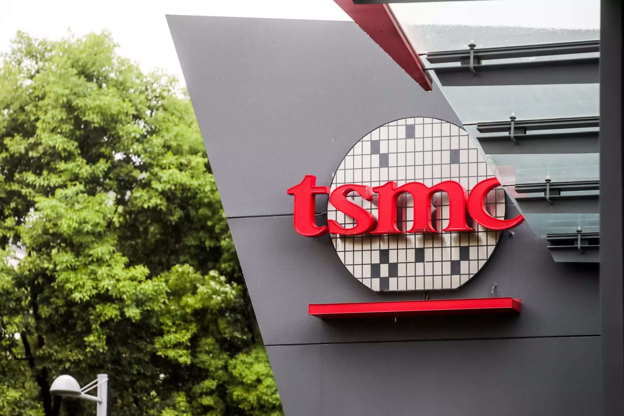 <p>TSMC's overseas expansion, which includes new factories in the United States and Japan, has sparked concerns in Taiwan, where semiconductor manufacturing is the backbone of the economy, about a "goodbye to Taiwan" trend among chip firms.</p>