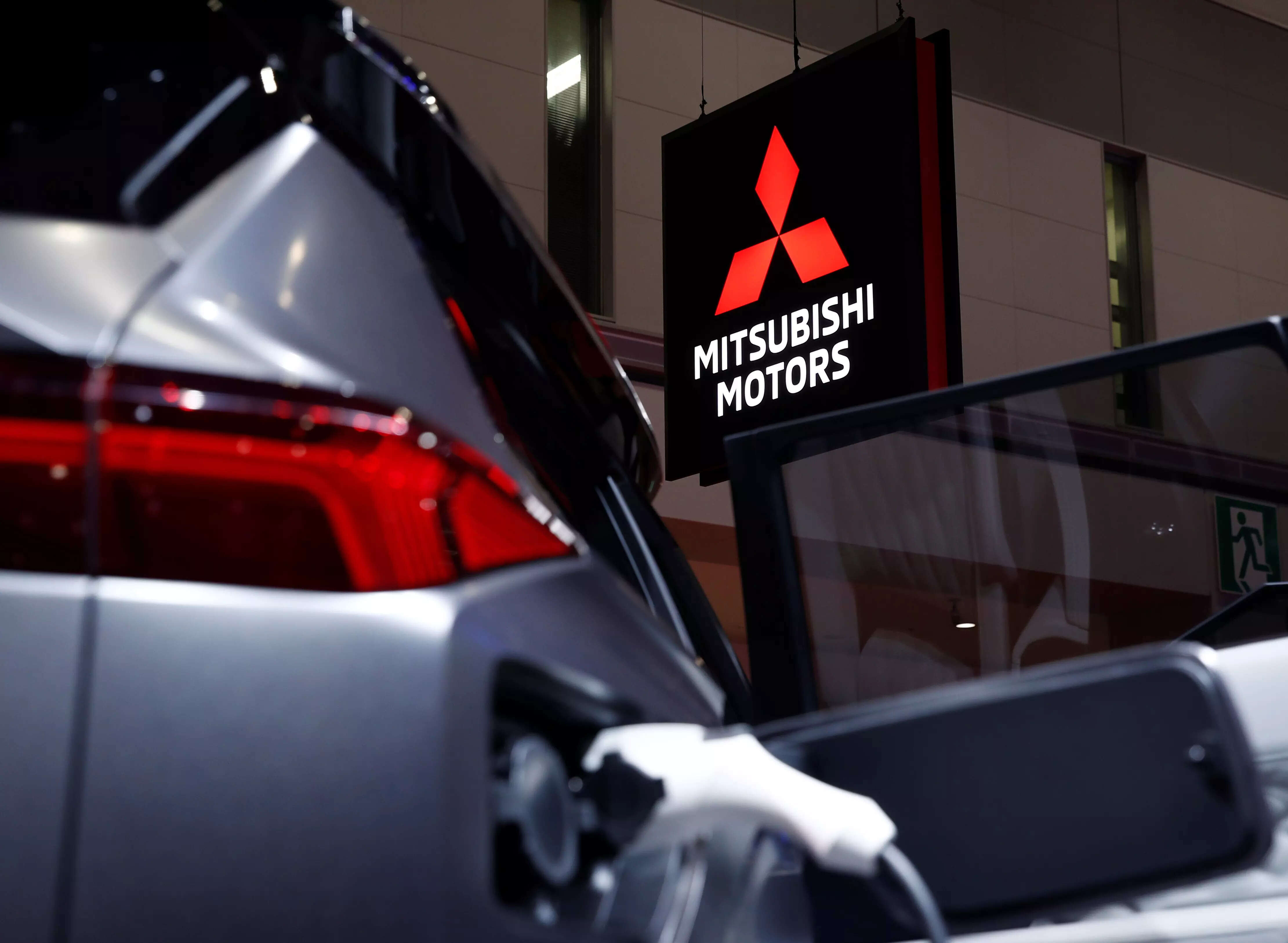 <p>Mitsubishi reported combined retail and wholesale sales in the ASEAN region of 120,000 vehicles for the three months to June 30, dropping 1.6% from a year earlier.</p>