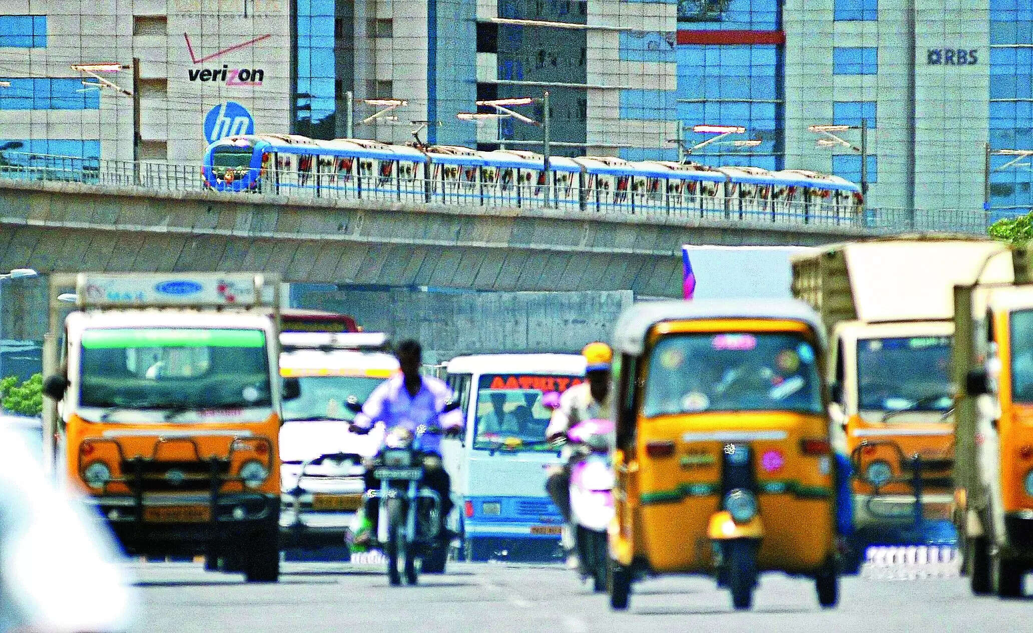 <p>Experts said CMRL can operate electric vehicles through MTC or private firms that are familiar with the travel needs of the people instead of operating the feeder service on its own.</p>