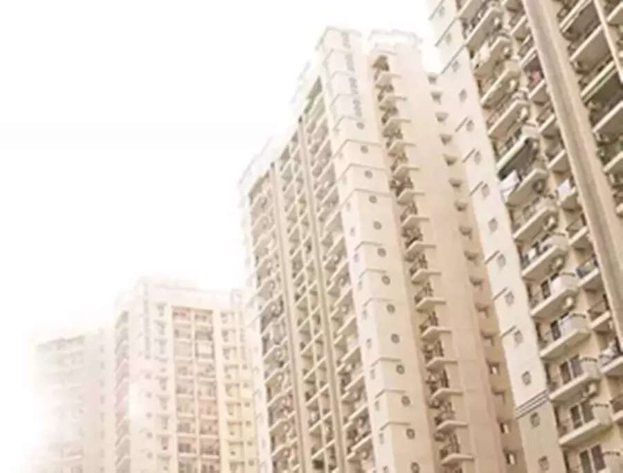 <p>Call it an irony or unawareness on the part of builders, but many people in Jaipur are living in a world where internet connection is still only a dream.</p>