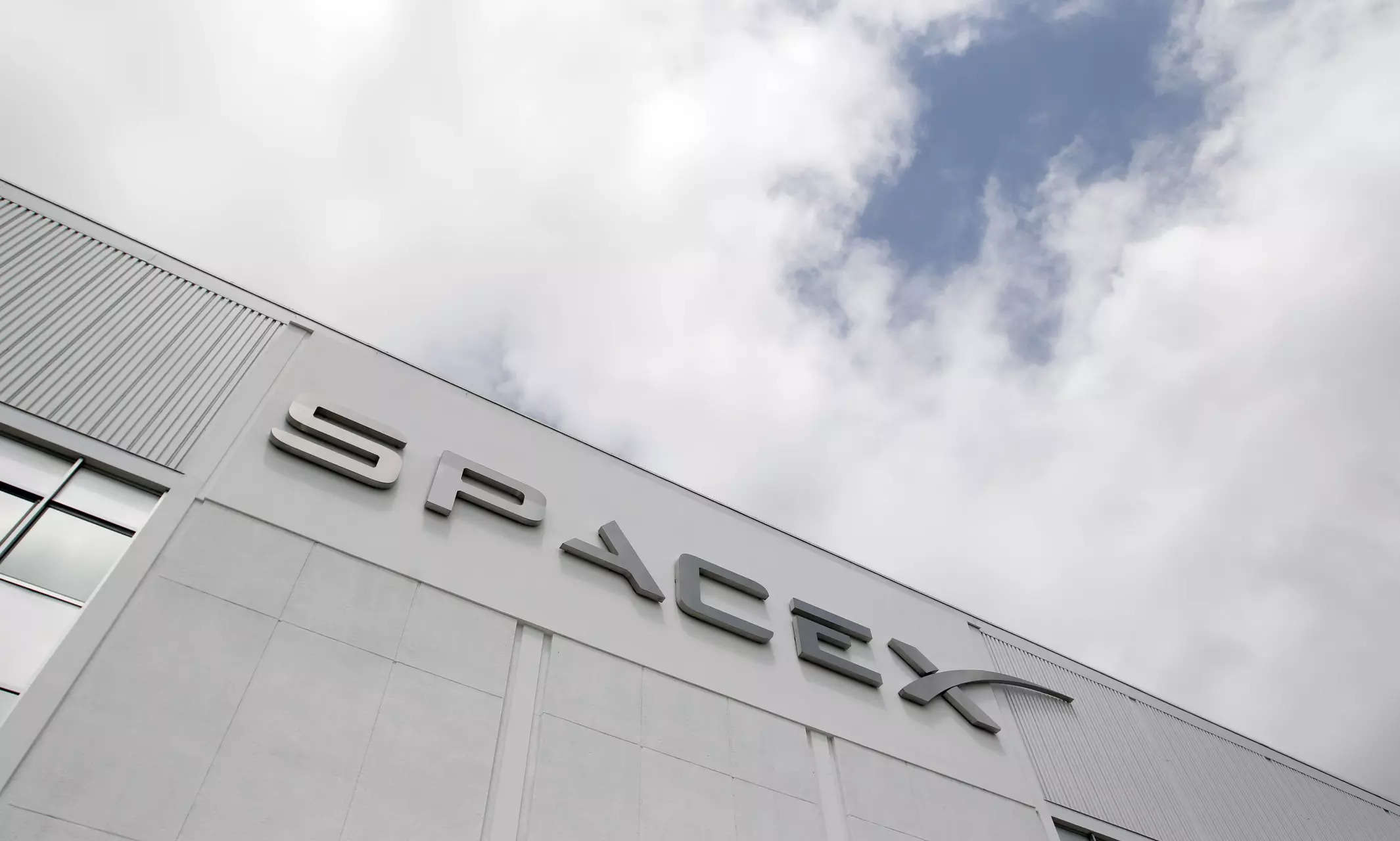 <p>The lawsuit cited a June 2020 post on X, formerly called Twitter, by CEO Musk to his then 36 million followers that said: "U.S. law requires at least a green card to be hired at SpaceX, as rockets are advanced weapons technology."<br /></p>