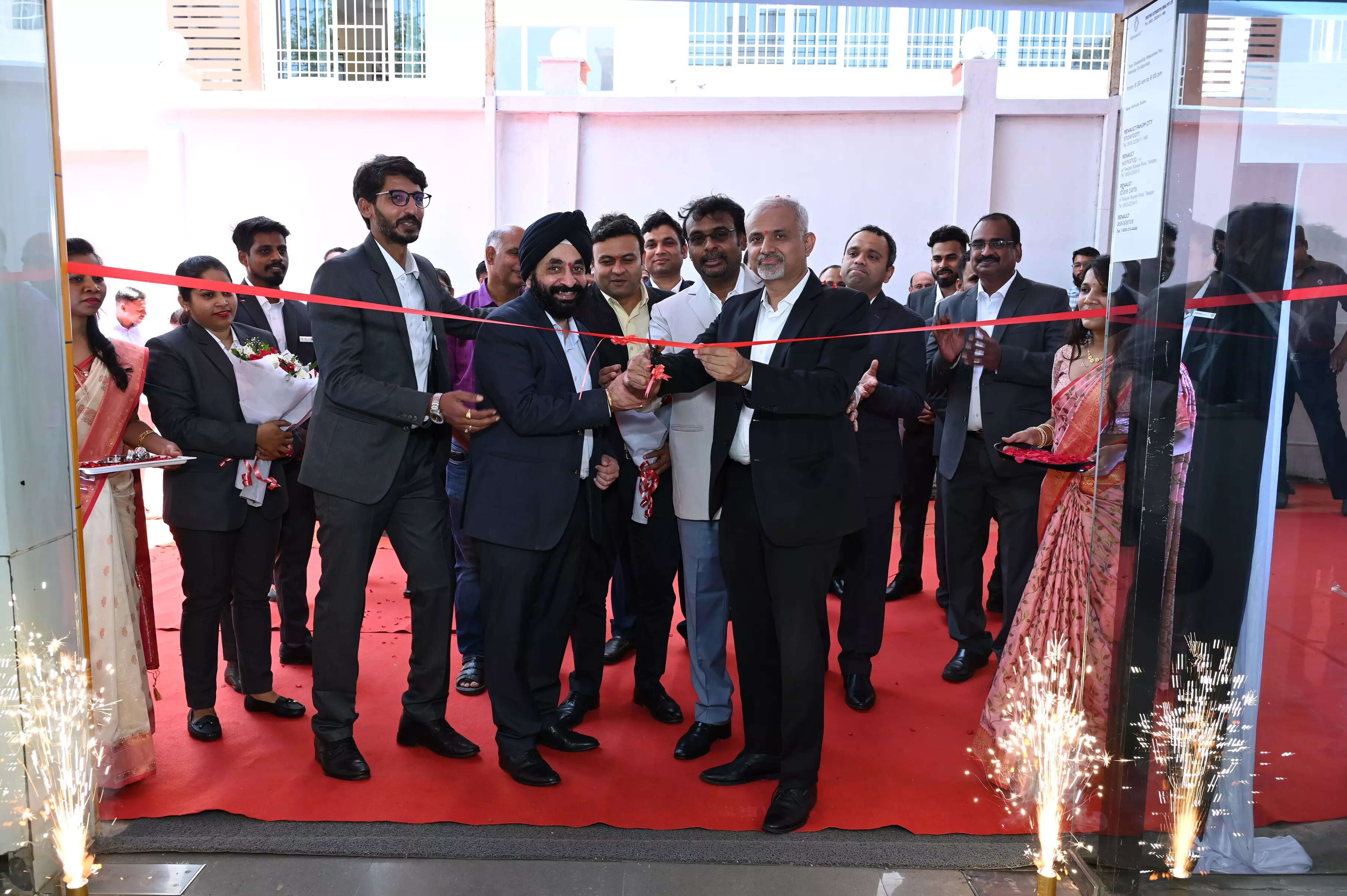 <p>Mr. Sudhir Malhotra, Vice President of Sales &amp; Marketing, Renault India, propels growth with the inauguration of three new dealerships in Chhattisgarh</p>