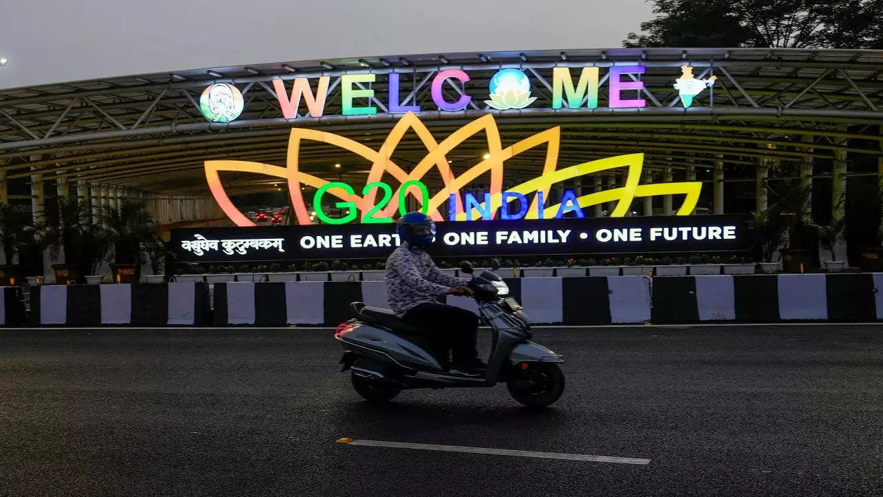 <p>An illuminated G20 logo is seen ahead of the summit in New Delhi. (PTI)</p>