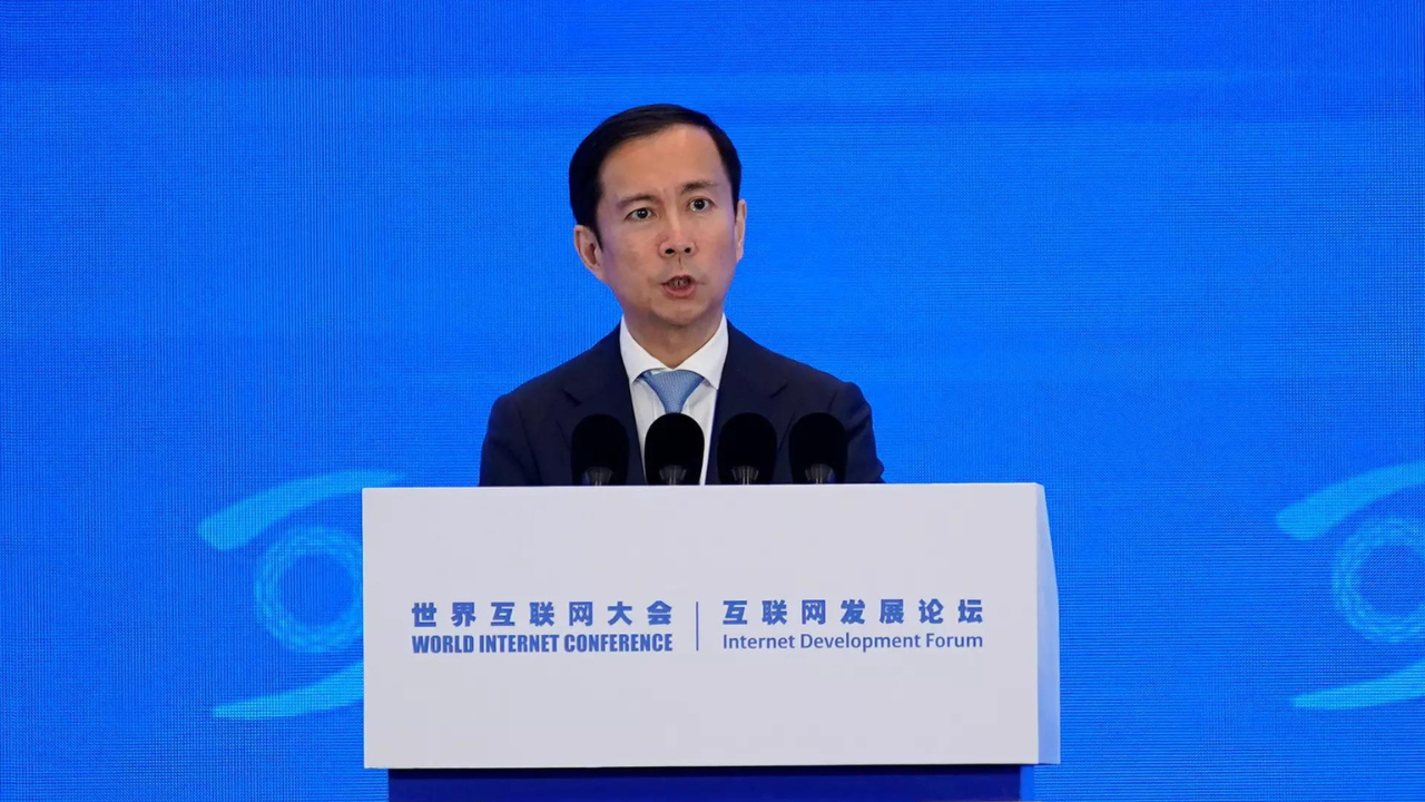 <p>Alibaba Group's former chief Daniel Zhang</p>