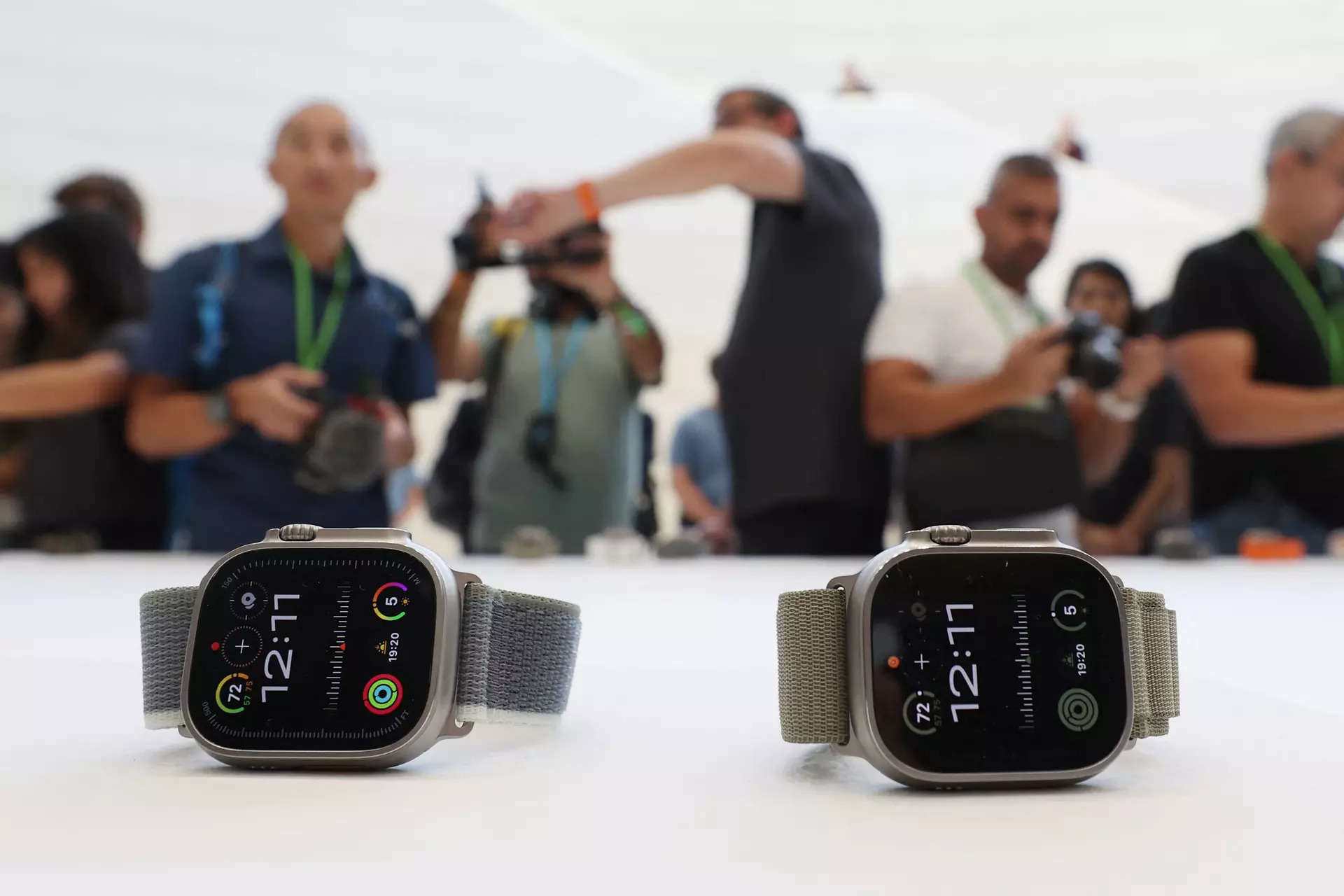 Apple unveils Apple Watch Ultra 2 - Apple