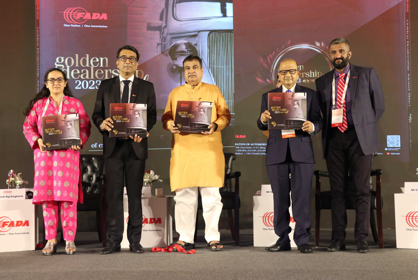 <p>The Conclave was inaugurated by Nitin Gadkari, the Union Minister of the Ministry of Road Transport &amp; Highways. Also present on the occasion were Vinod Aggarwal, President SIAM, Ms. Shradha Suri Marwah, President ACMA, along with Manish Raj Singhania, President FADA and C S Vigneshwar, Vice President FADA.<br></p>