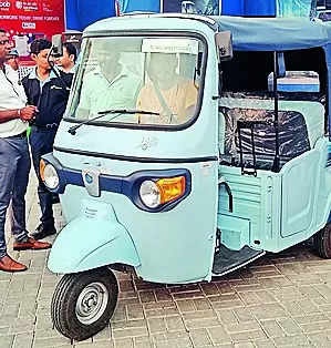 <p>Stakeholders collectively stressed the importance of promoting clean transport and transitioning from traditional petrol and LPG vehicles to electric autos for a sustainable future. </p>