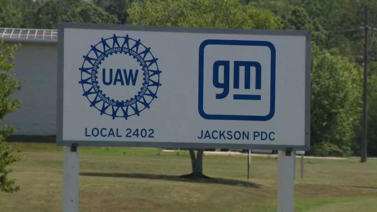 <p>Republican U.S. Senator Josh Hawley visited a UAW picket line outside a GM plant in Missouri on Monday. "These workers deserve better pay, better benefits, and a GUARANTEE their jobs will stay in America," Hawley said in a social media post on X, formerly known as Twitter.</p>
