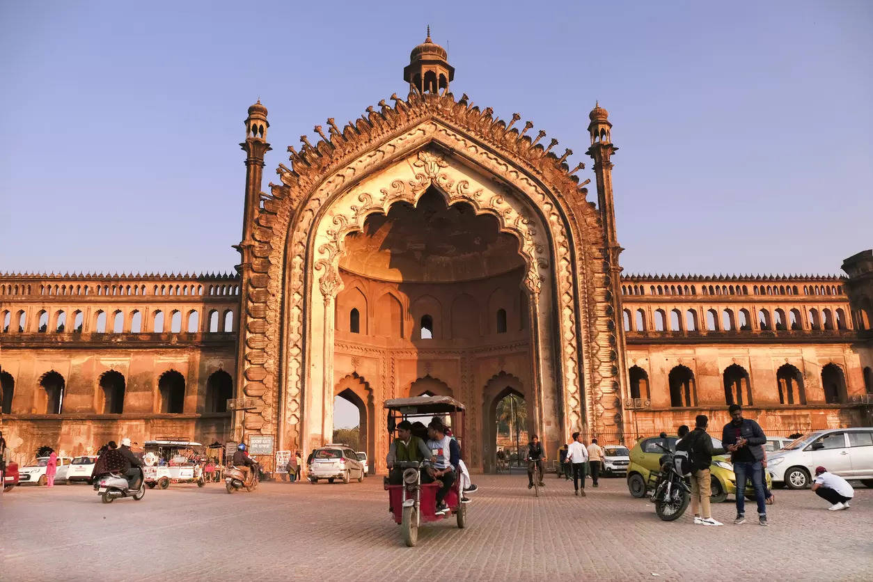 <p>Four city heritage sites in Lucknow to turn into destination tourism spots.</p>