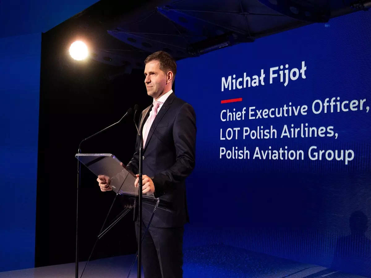 <p>LOT CEO Michal Fijol during presentation of new strategy.</p>
