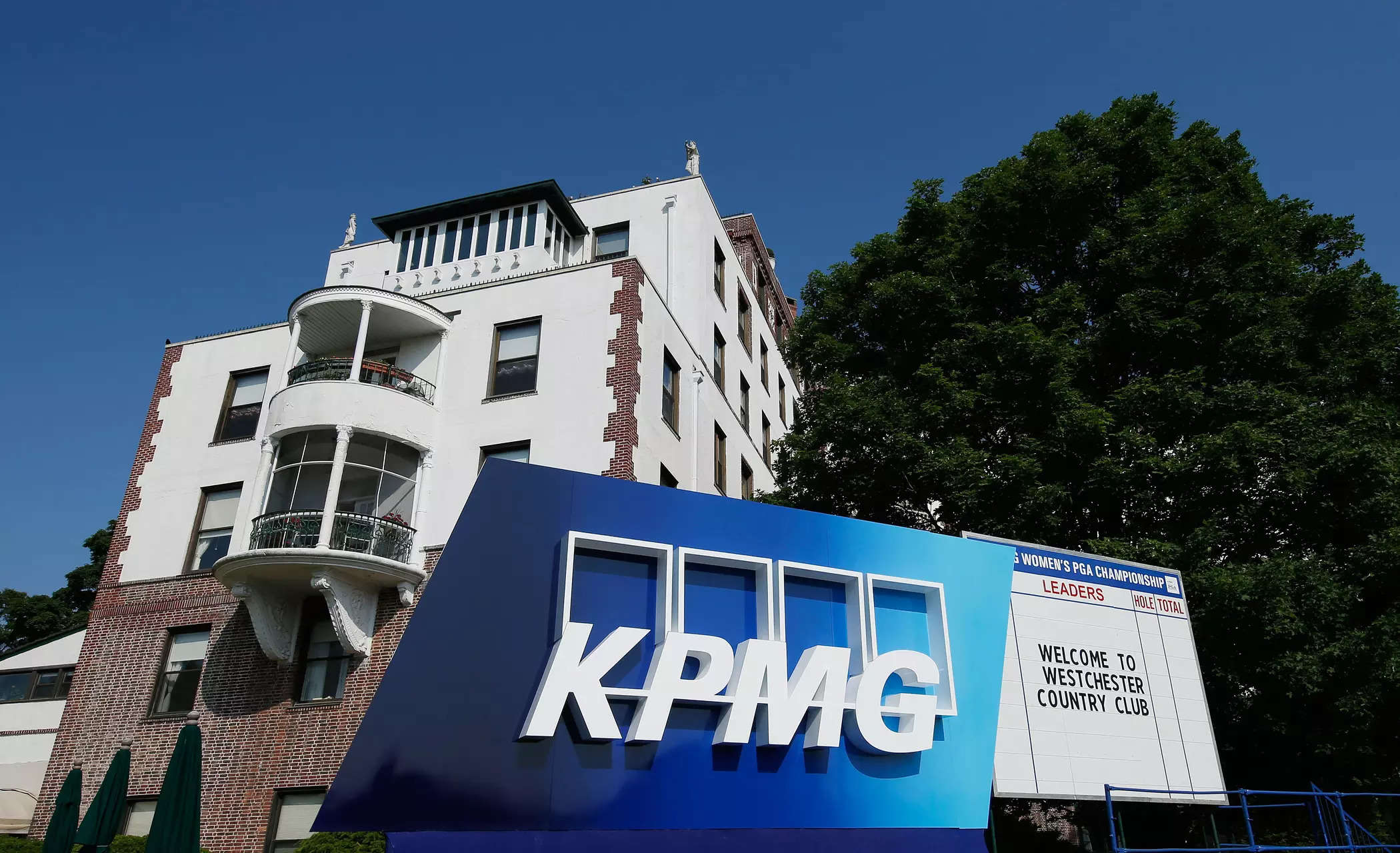 <p>The Financial Times first reported about job cuts at the deal advisory team. The newspaper reported in September that KPMG had planned to lay off 2.3%, or 125, of its UK consultants.<br /></p>