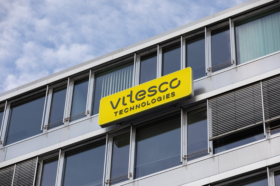 <p>The intensified partnership guarantees Vitesco Technologies a long-term supply of important components for the transformation of the automotive industry to electromobility.</p>