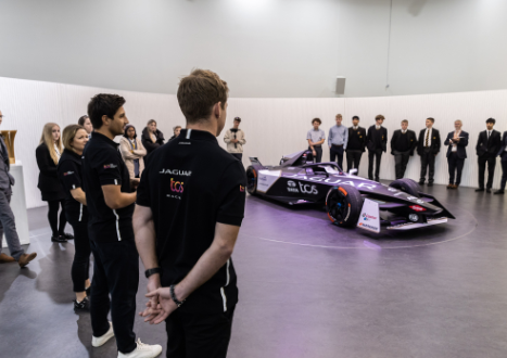 <p>JLR’s STEM Propulsion Network will offer pupils opportunities to work with JLR Engineers on projects like building mini-electric vehicles.</p>