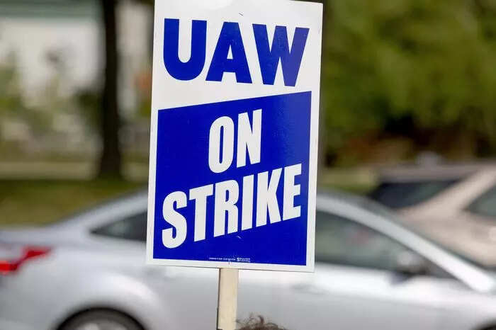 <p>More than 40,000 union members working at Ford, General Motors and Stellantis are now on strike since the walkouts began on Sept. 15.</p>