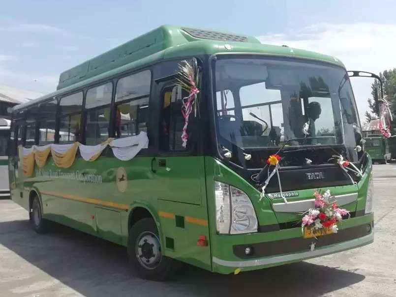 <p>A fleet of 75 e-buses started operation in Srinagar on November 1 with just seven charging stations against a total of 20. Tata Motors has failed to establish a bus depot in Bhagwati Nagar in Jammu in the given time frame besides the charging stations, causing delay in the launch of electric buses in the city of temples, the sources said.</p>