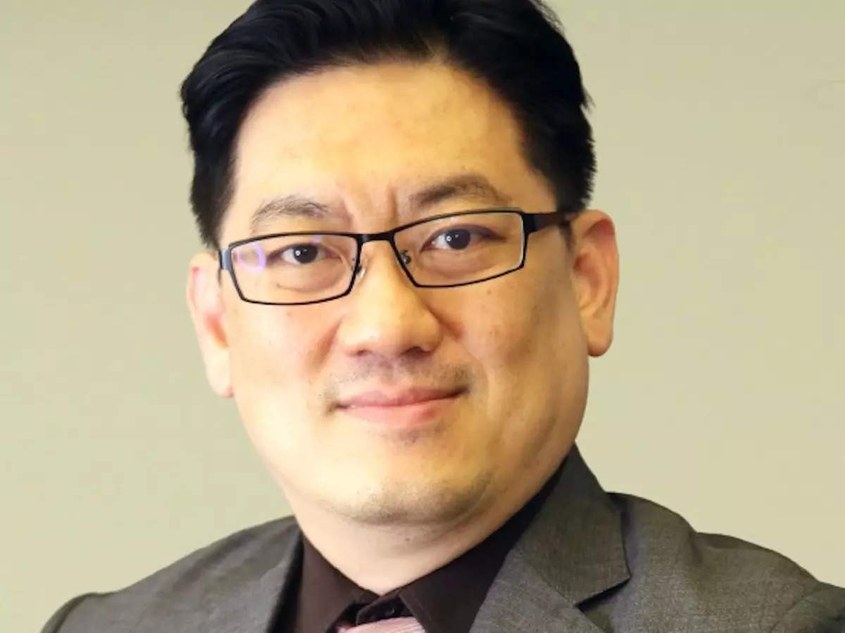 <p>Lawrence Wong Chee Yoong, CHRO, Vedanta Semiconductors</p>