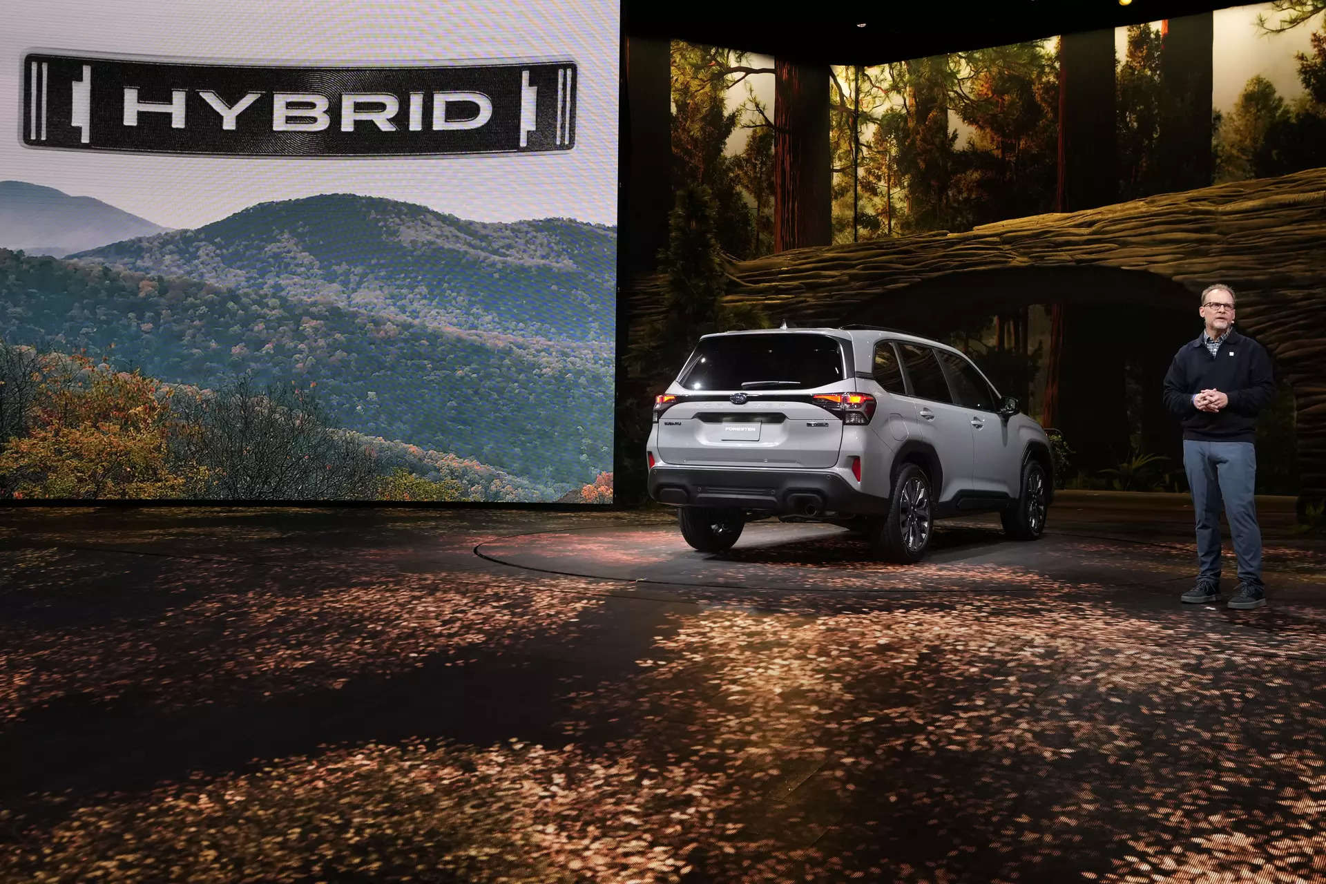 La Auto Show: New Subaru Forester, Lucid SUV and Toyota Camry are