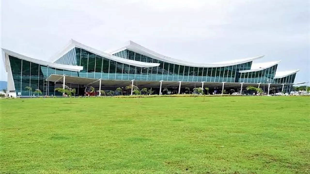 <p>A file photo of Tirupati airport.</p>