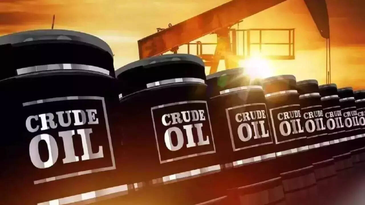 <p><br />Russia's flagship grade Ural in Baltic ports has plunged since late November below that level, reflecting subdued global oil prices that are headed for a seventh straight weekly decline. </p>