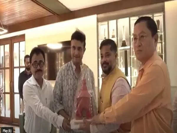 <p>Sourav Ganguly becomes brand ambassador of Tripura Tourism</p>