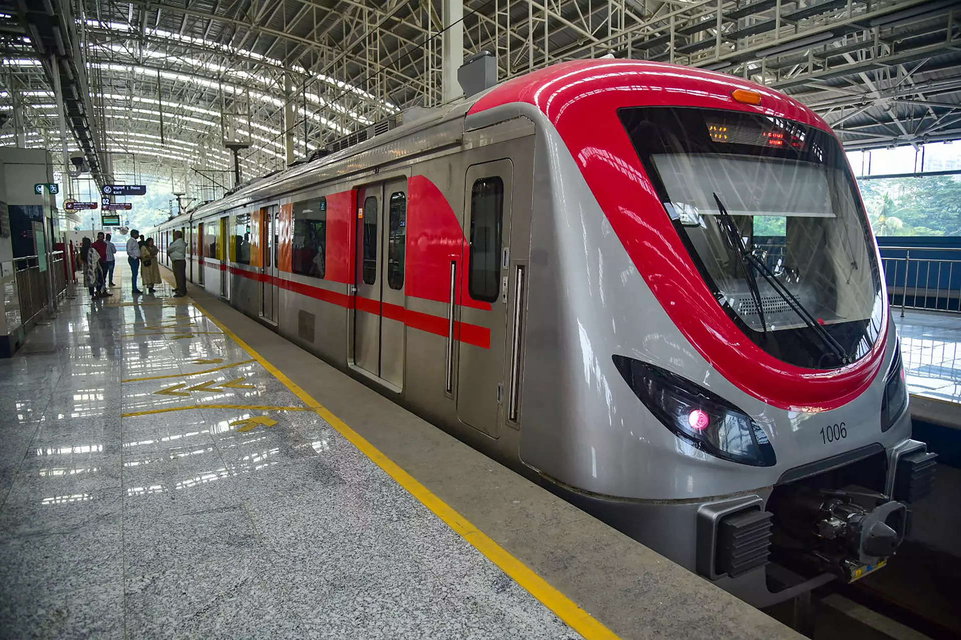 Excitement over Navi Mumbai Metro on Day 1: Over 5,000 passengers