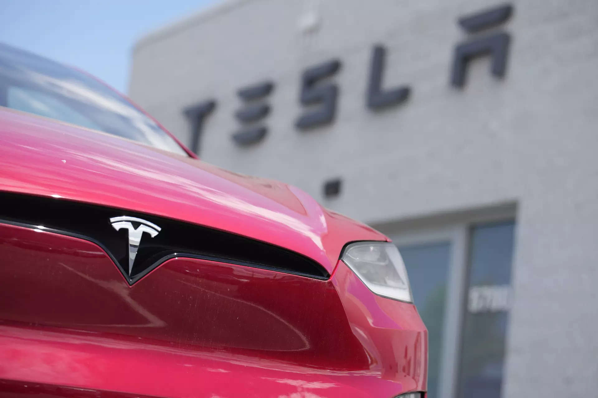 Tesla's new Model S and Model X just became a lot more competitive