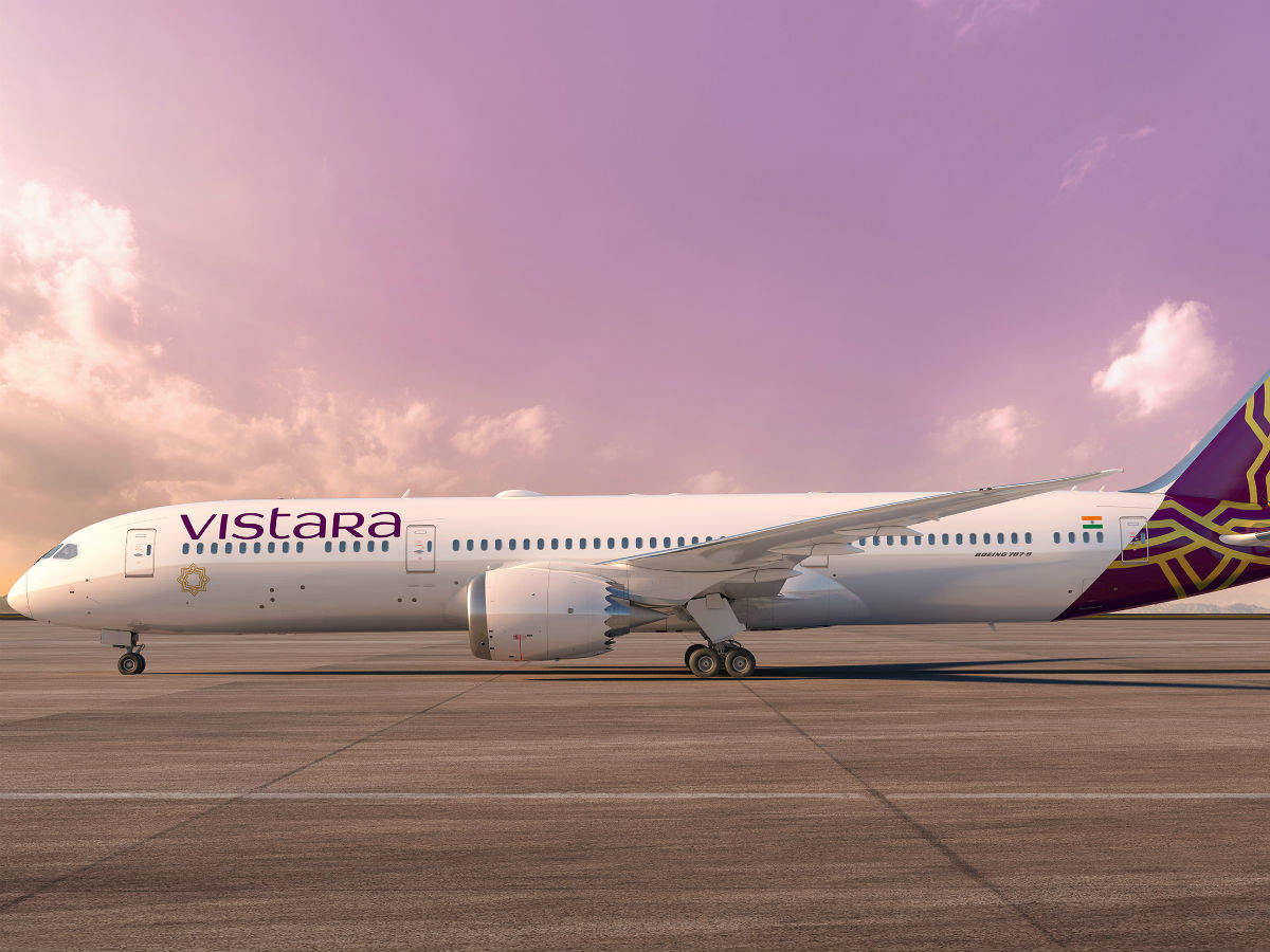 <p>Vistara Dreamliner (File photo)</p>