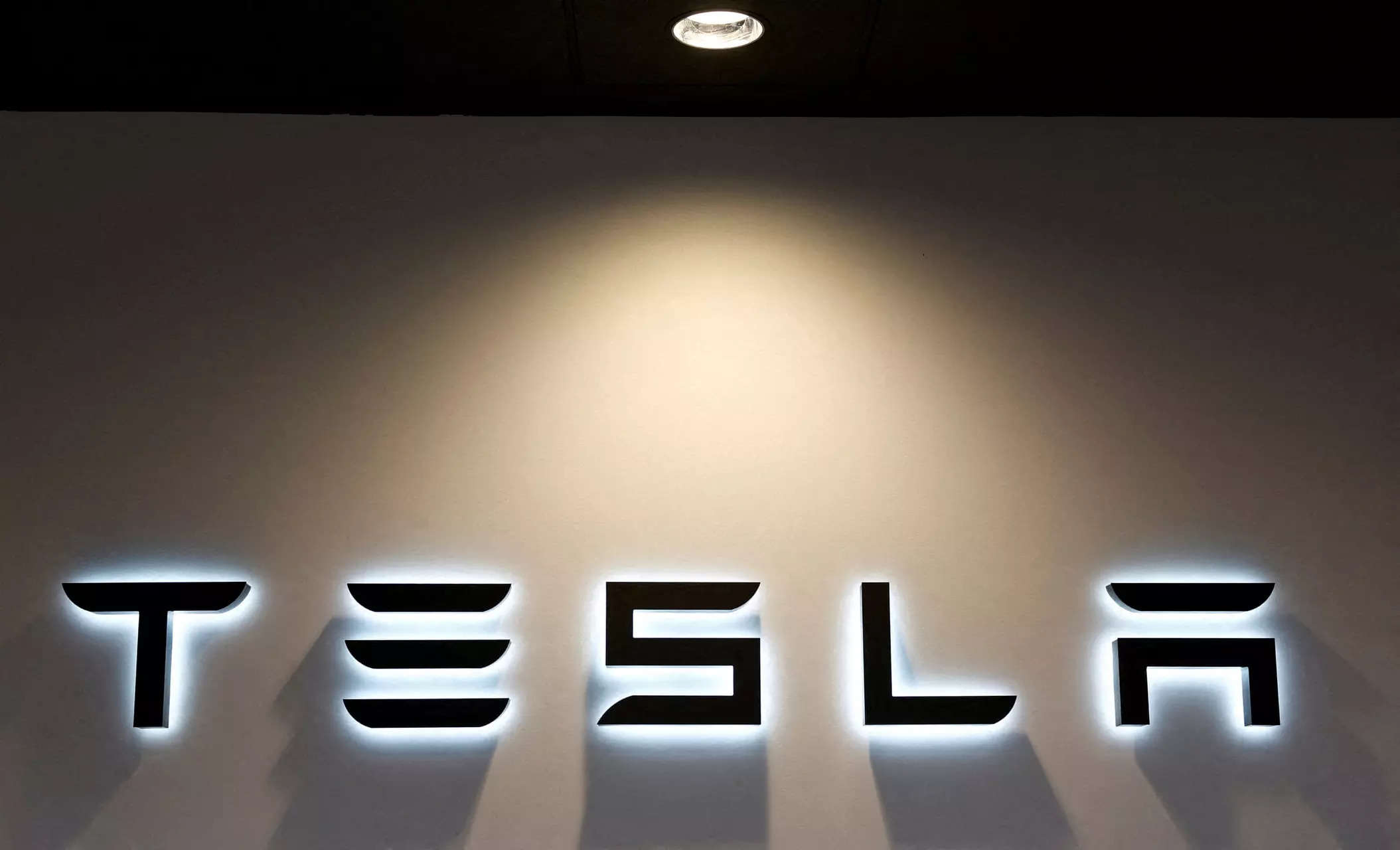 <p>Tesla CEO Elon Musk has long whetted fans' and investors' appetites for affordable electric vehicles and self-driving robotaxis that are expected to be made on next-generation, cheaper electric car platforms.</p>