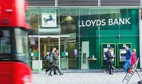 <p>Rival Barclays also slashed thousands of jobs last year, with the majority falling in the bank's back office support unit, Reuters first reported in November</p>