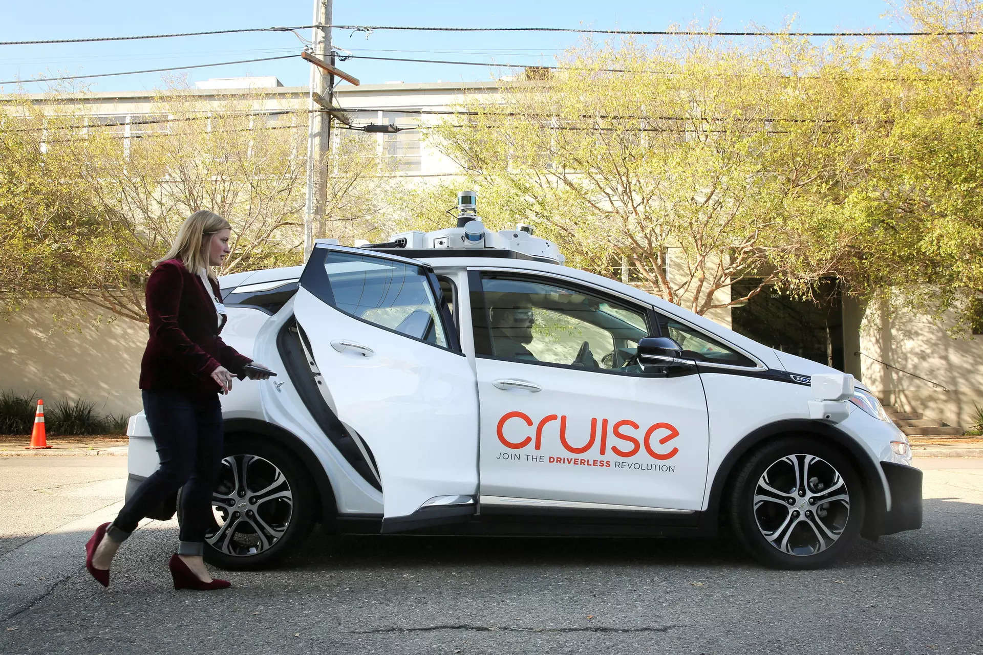 <p>Autonomous tests with a safety driver rose to 5.7 million miles from 5.1 million, DMV data from Dec. 1, 2022 to Nov. 30, 2023 showed.</p>