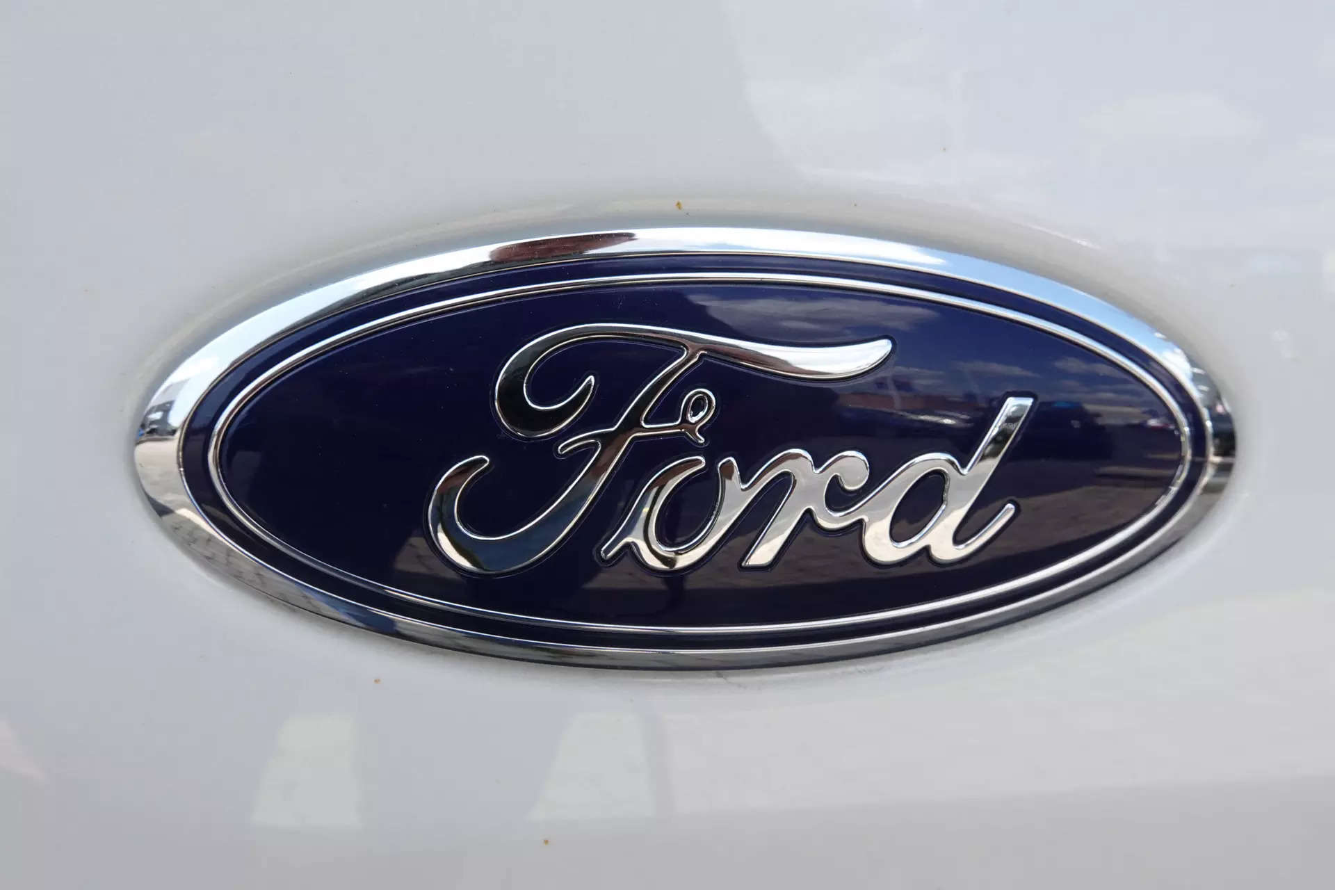 <p>Ford will reduce investments in new EV capacity to align with a decrease in demand, as consumers opt for hybrid vehicles and family SUVs due to price and charging concerns.</p>