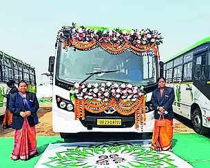 <p>Official sources said the plying of 205 buses in five districts will help more than 44 lakh people.</p>